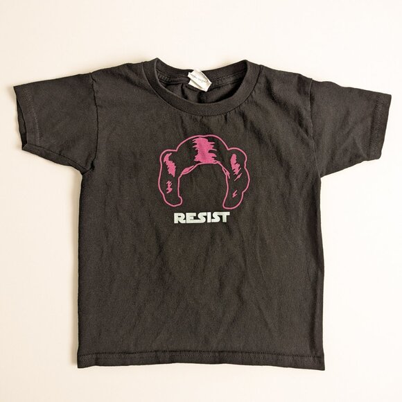 Princess Leia "Resist" shirt by  BobaFettishTs Girls 5t GUC - Picture 1 of 4
